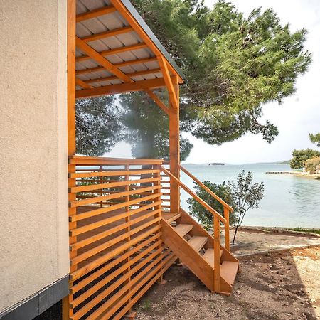 Mediteran Travel Mobile Homes Miran Pirovac Εξωτερικό φωτογραφία