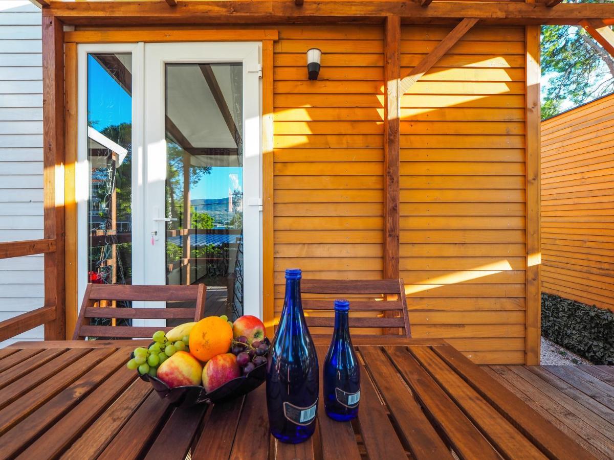 Mediteran Travel Mobile Homes Miran Pirovac Εξωτερικό φωτογραφία