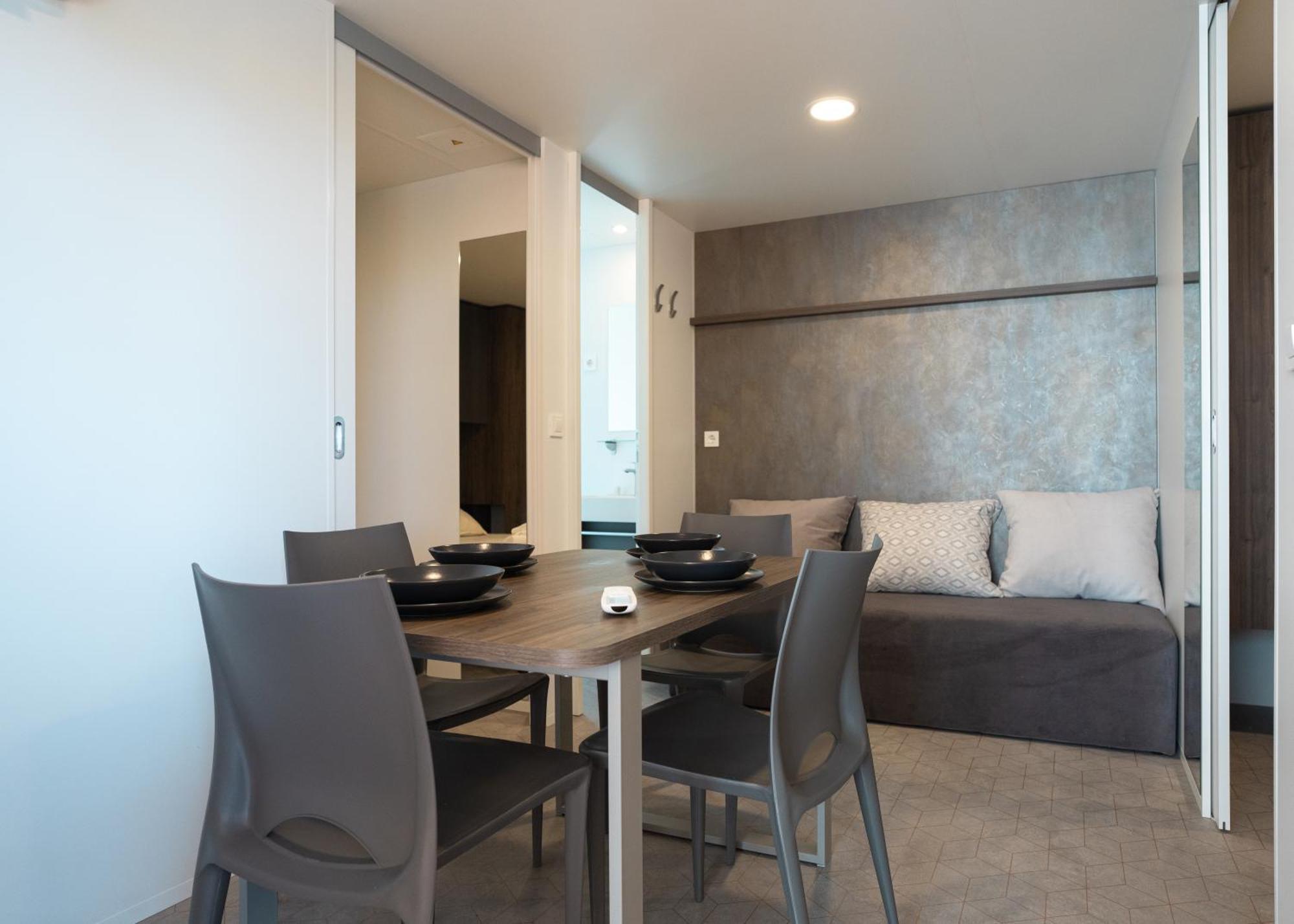 Mediteran Travel Mobile Homes Miran Pirovac Εξωτερικό φωτογραφία
