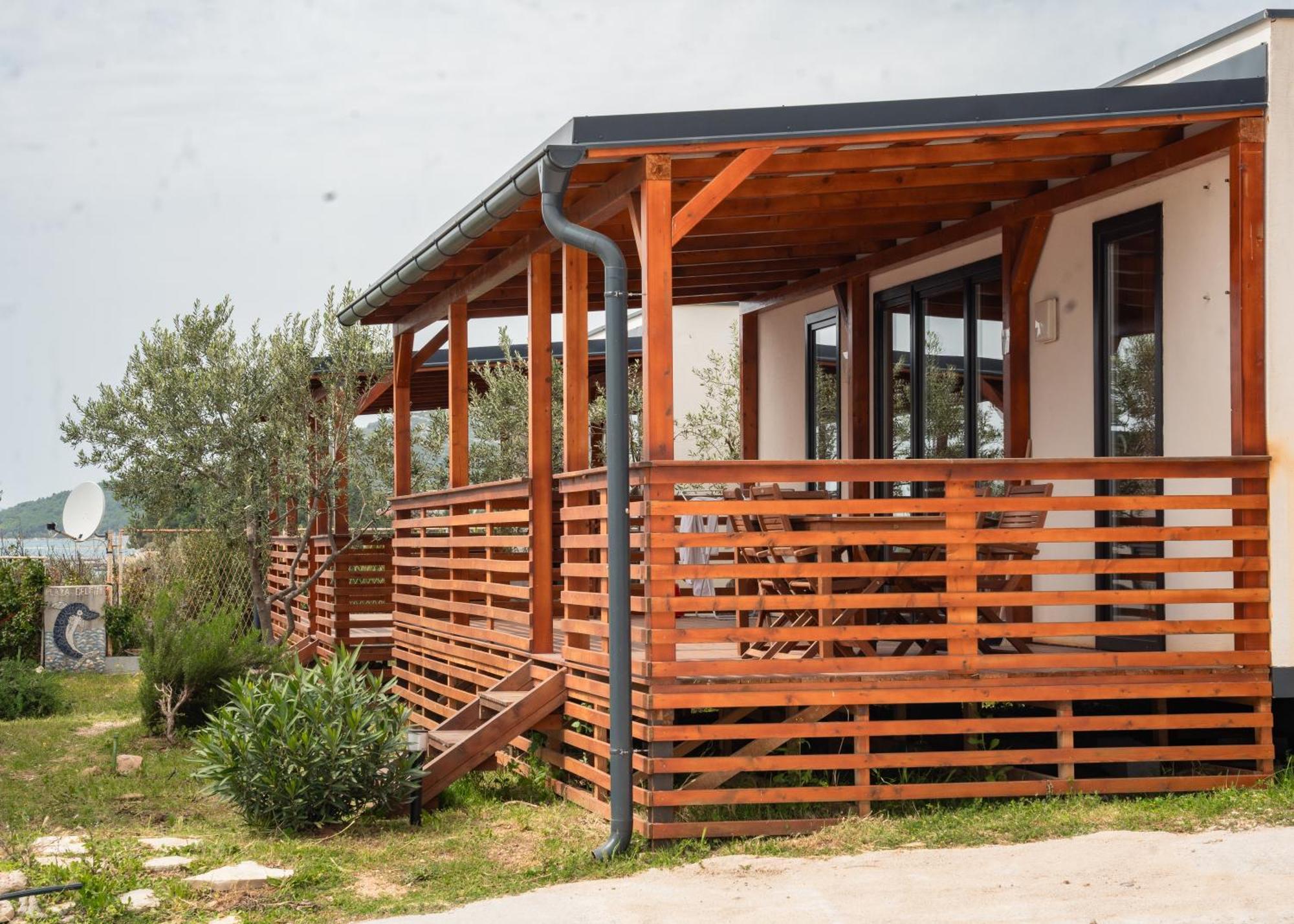 Mediteran Travel Mobile Homes Miran Pirovac Εξωτερικό φωτογραφία
